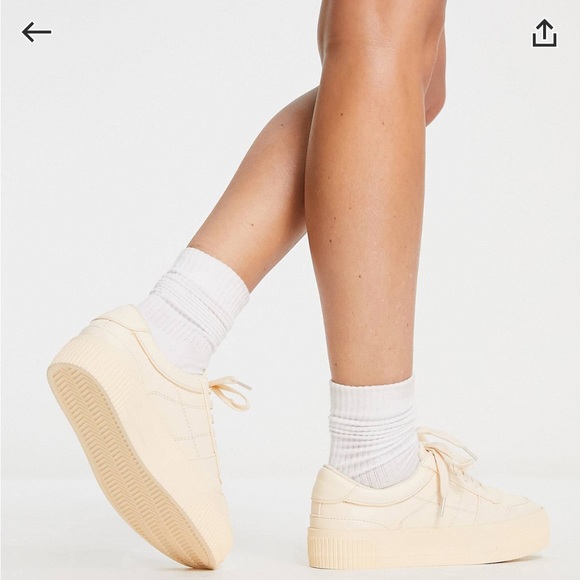 ASOS DESIGN Duet flatform lace up sneakers in beige drench - Picture 3 of 4